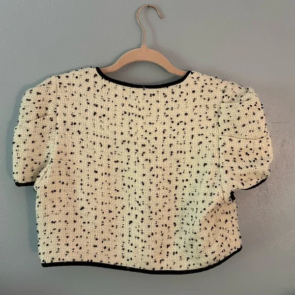 EUC Cream and Black Cropped Blazer with Black Trim - Picture 2 of 4